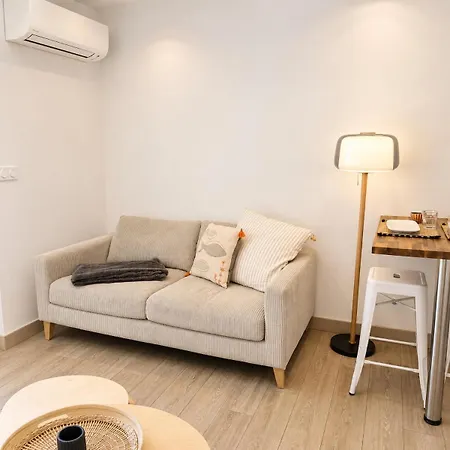 L'ecrin De , Climatise , Parking , Terrasse , A 2 Min A Pieds * Canet-en-Roussillon